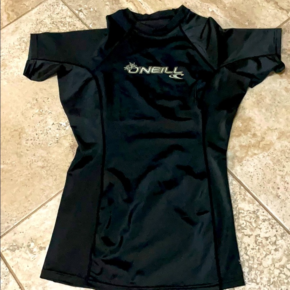 O’Neill UV Top / Surf fit rashguard